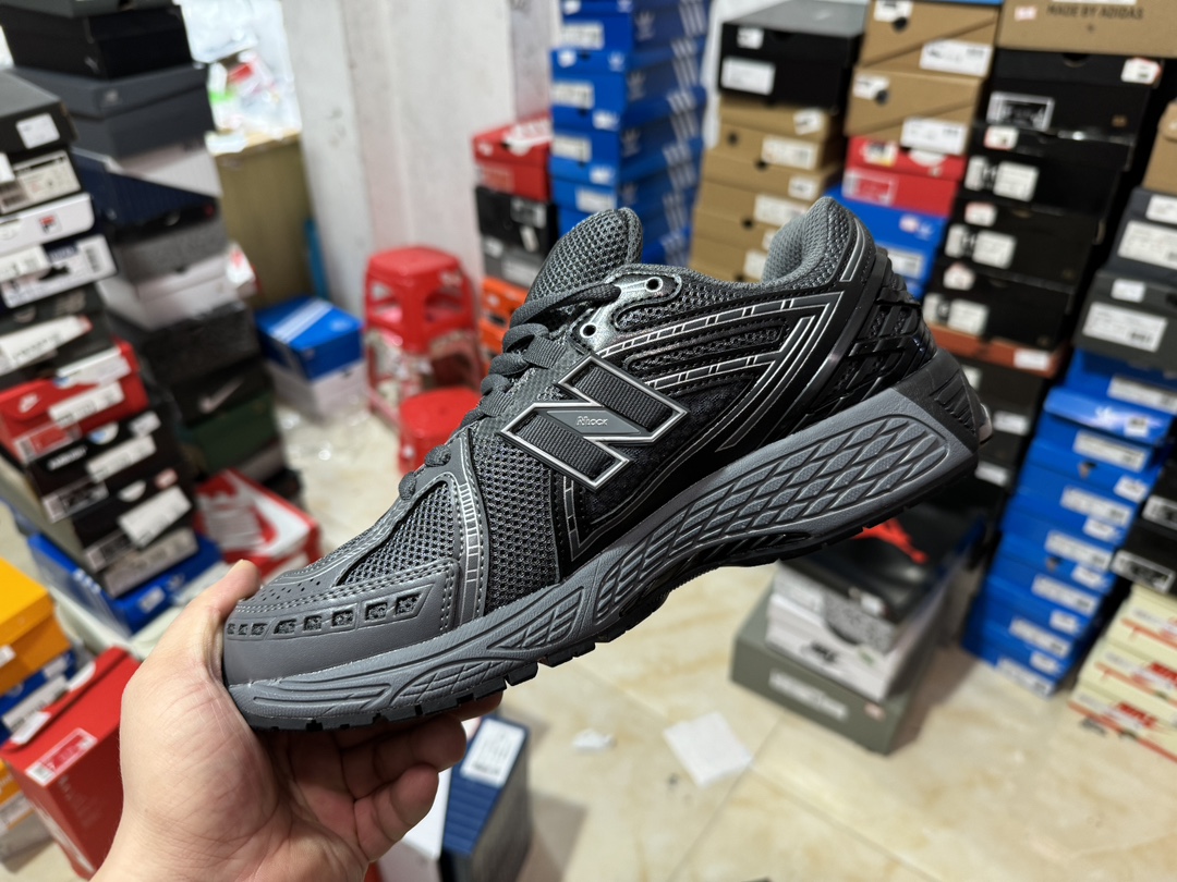 New Balance NB 1906R